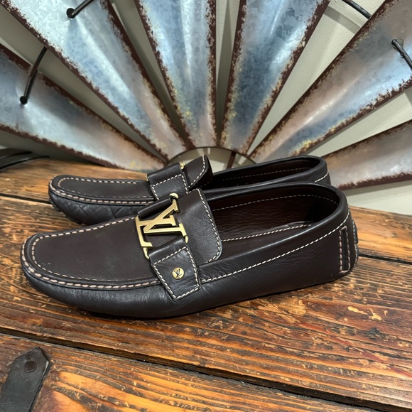 Men’s Louis Vuitton Loafers - Picture 7 of 8